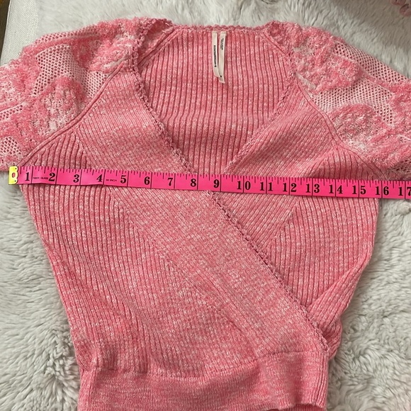 Anthropologie XS pink faux-wrap sweater with mesh embroidered sleeves - Picture 10 of 11